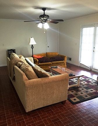 2nd image of 150 Lenora Dr