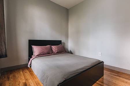4th image of 644 Lafayette Ave #4R