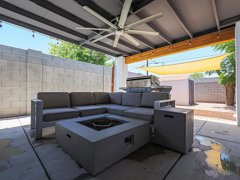 2318 N 84th Pl — Photo 52