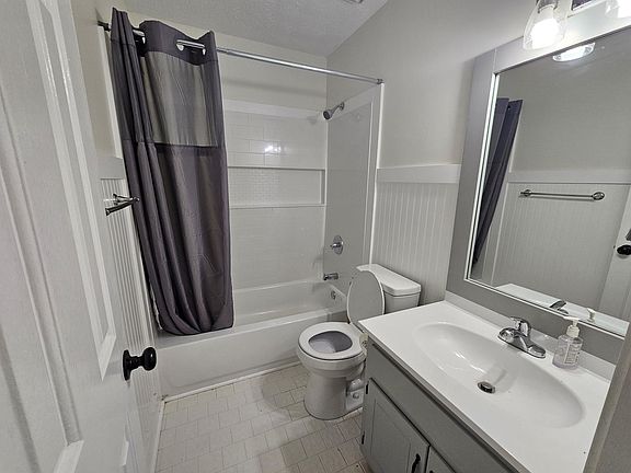 4th image of 170 Kellie Ln