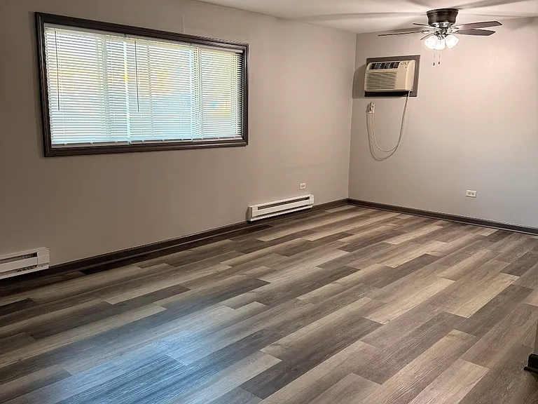 860 Gettysburg Dr #3 — Photo 4