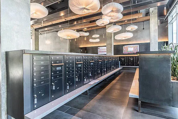 Rented by The KCI Group | media 44