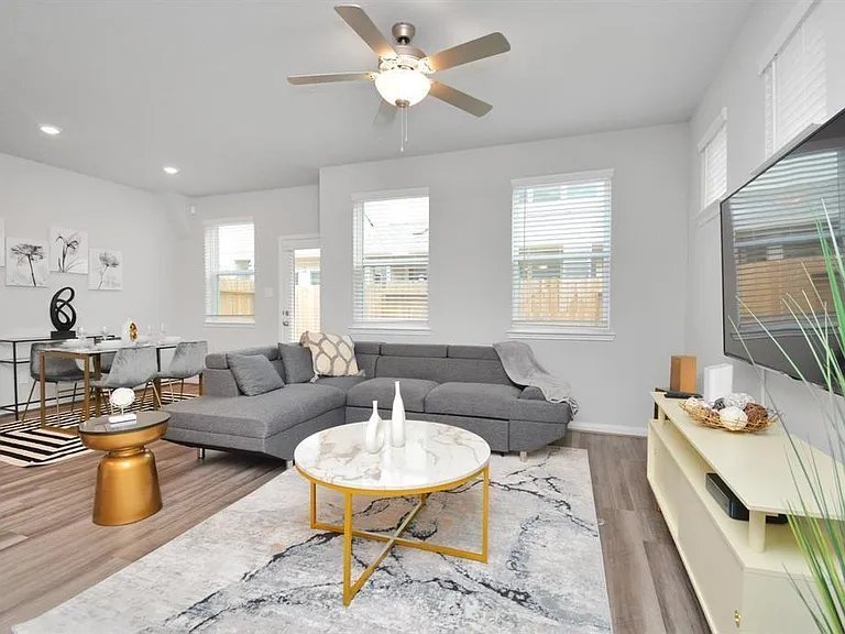 1524 Parkland Oak Dr — Photo 3