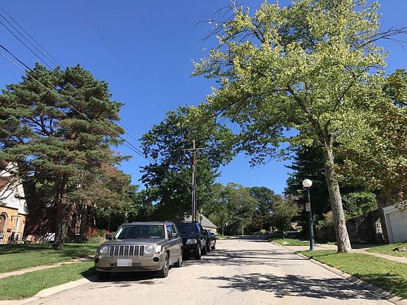 5th image of 4438 Schulte Dr