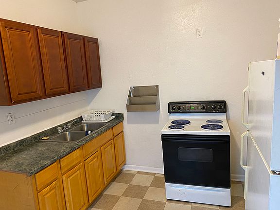 2nd image of 4132-34 General Ogden St #4132