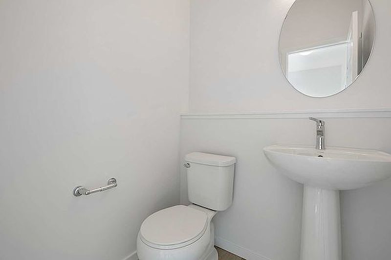 Edmonton Apartment for rent - 3 Bedrooms — photo 10
