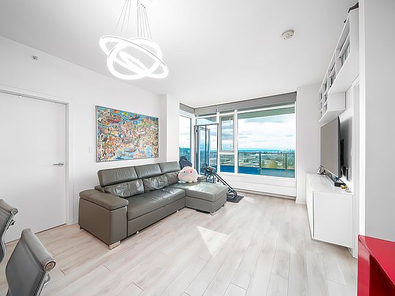 3rd image of 8850 University Cres #1206