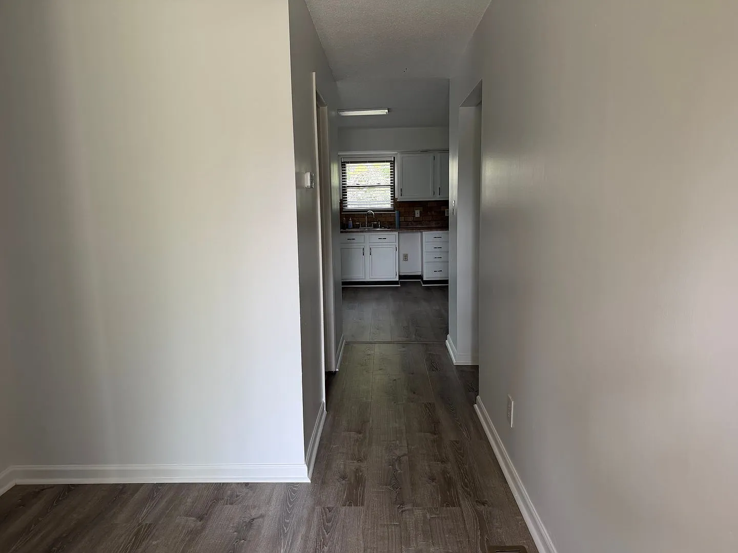 West Knoxville 37923 - 3 bedroom, 2. — Photo 2
