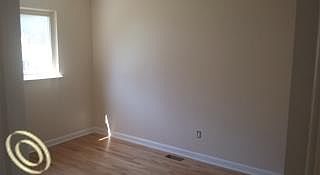 5th image of 1404 S Hubbard St