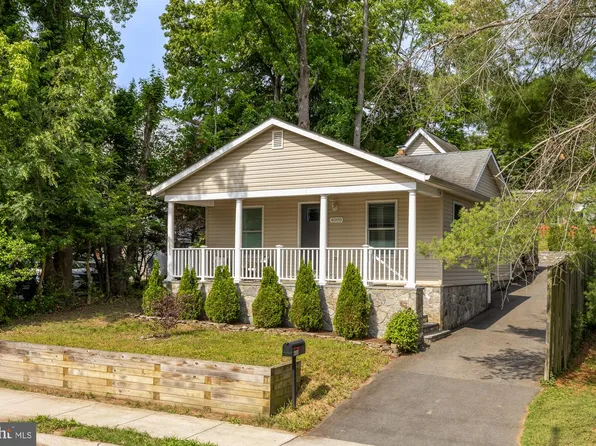 4000 Roberts Rd, Fairfax, VA 22032