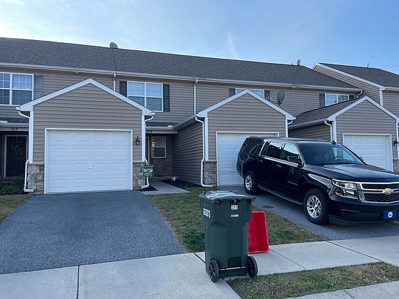 3rd image of 311-321 Cedar Holw