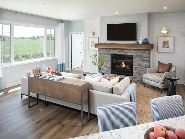 13778 Greystone Ave N, Hugo, MN 55038