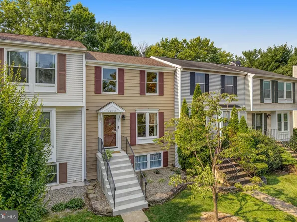1752 Sundance Dr, Reston, VA 20194