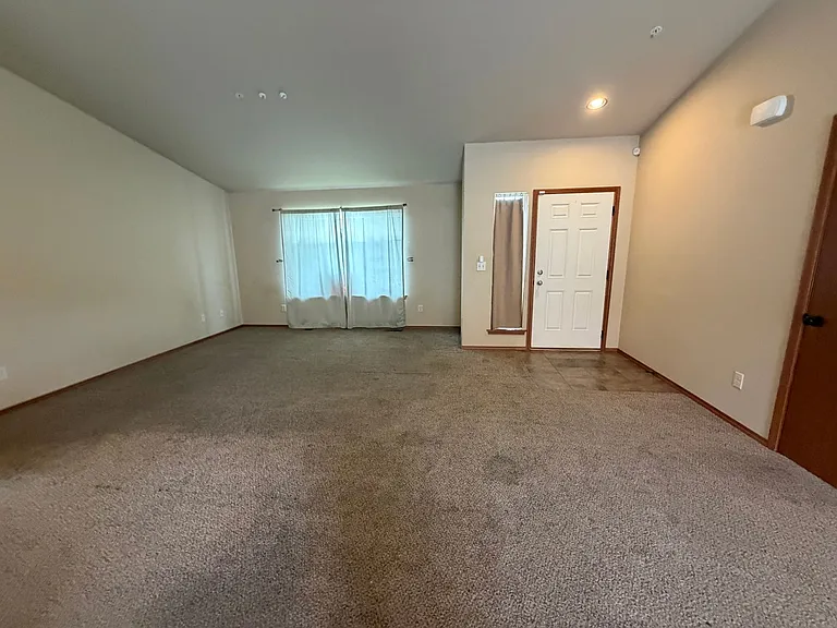 2679 Semolina Loop — Photo 3