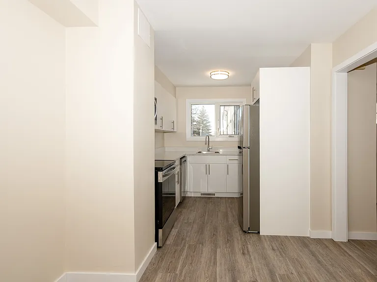1415 Rothesay St #10 — Photo 8