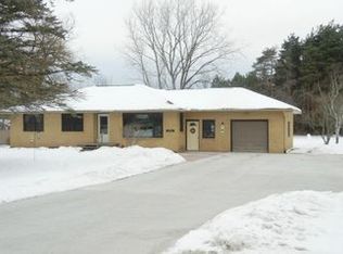 2821 E Blackhurst Rd, Midland, MI 48642