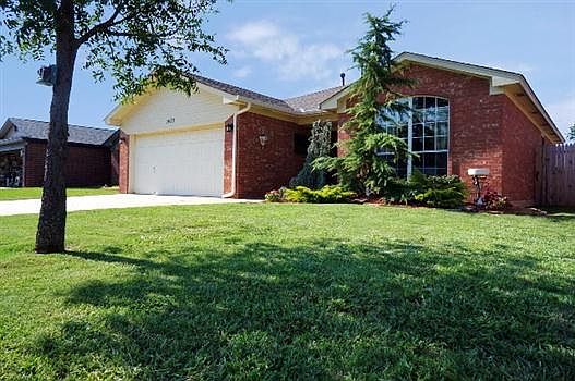 1st image of 1433 Forest Glenn Cir