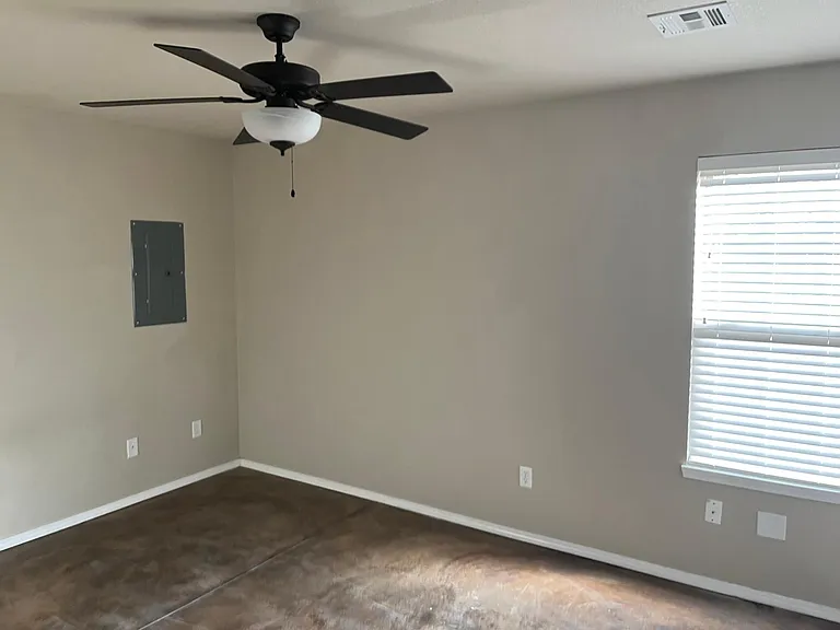 519 W Meadow Creek Cir — Photo 5