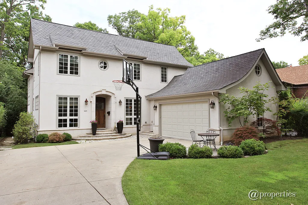 449 Woodland Rd photo 1