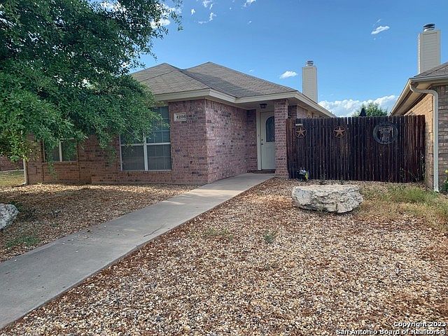 1st image of 4206 Green Meadow Dr