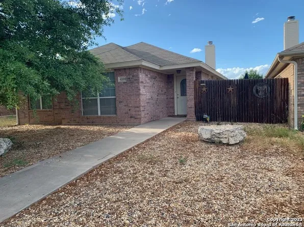 4206 Green Meadow Dr, San Angelo, TX 76904
