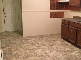 99 Chestnut Ave, Waterbury, CT 06710