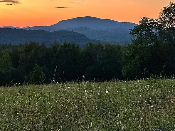 3149 Wallace Hill Rd, Newbury, VT 05051