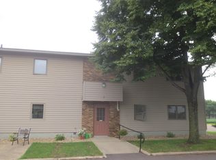 612 7th Street St NE #8, Pipestone, MN 56164