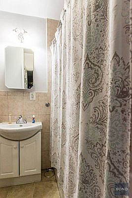 3rd image of 342 E 65th St #4EF