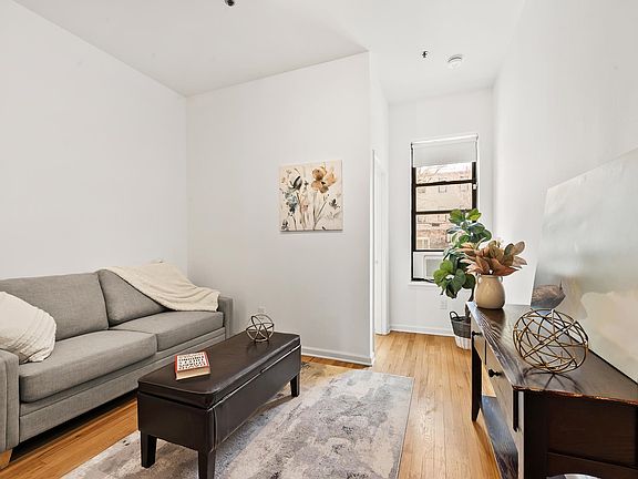 2nd image of 813 Park Ave APT 2