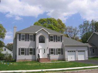 1 Tristas Way, South Plainfield, NJ 07080