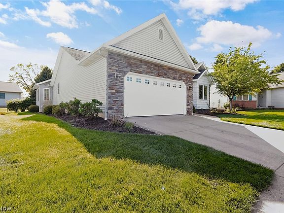 3rd image of 1550 Ashton Way