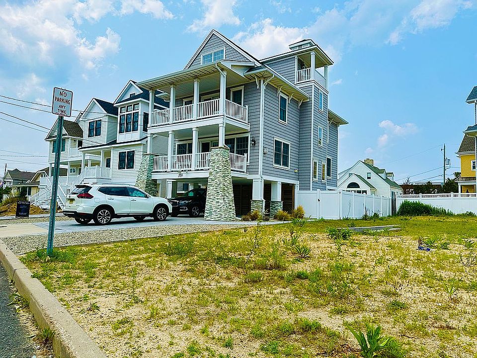 1st image of 109 Jeanette Dr