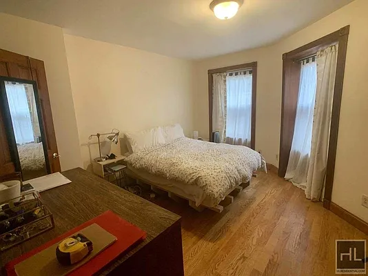 Rented by Highline Residential | media 20