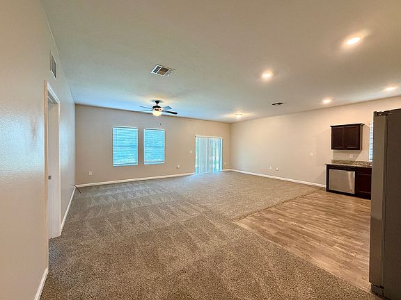 2nd image of 1136 Roberta Rd