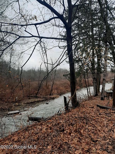 5th image of 189 Ford Avenue