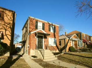 10130 S Eberhart Ave, Chicago, IL 60628