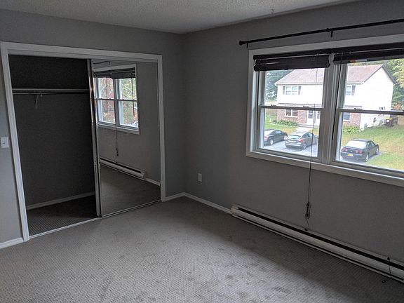 5th image of 22 Dublin Dr #B