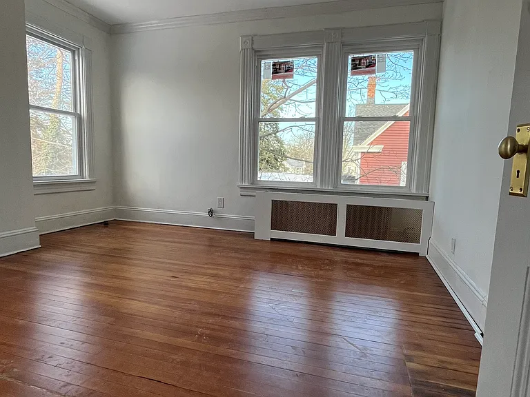 92 Main St #2 — Photo 9