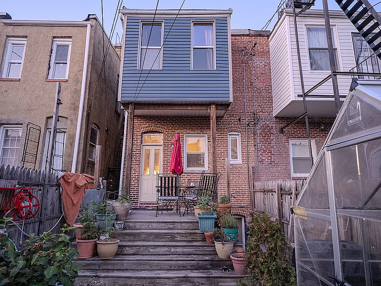 2222 Linden Ave — Photo 46