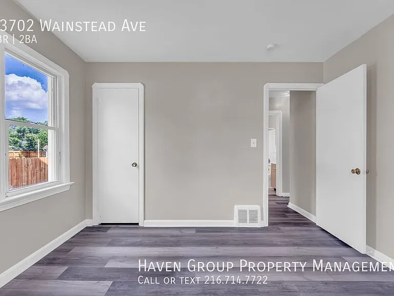 13702 Wainstead Ave — Photo 11
