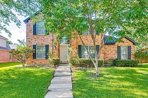 7526 Greenvalley Ln Photo 1
