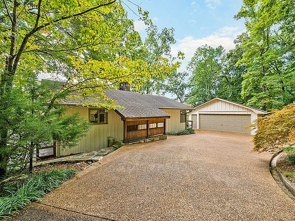5th image of 5804 Dogwood Dr