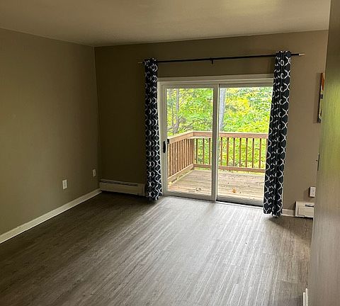 2nd image of 503 Garfield Ave #1