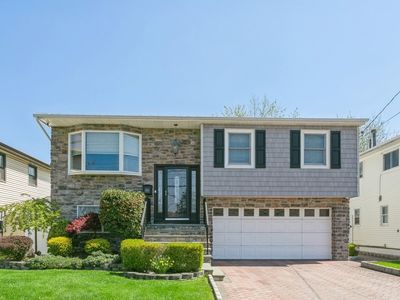 155 Abingdon Ave, Staten Island, NY, 10308