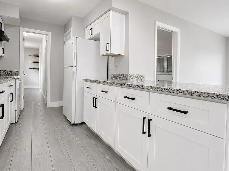 800 Willow Dr — Photo 6