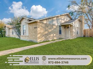 8838 Hidden Hill Dr, Fort Worth, TX 76179