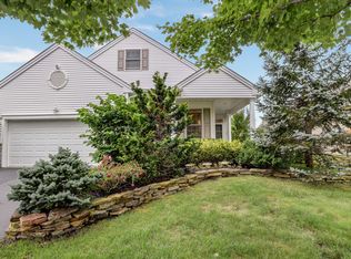 25 Barberry Dr, Ocean, NJ 07712
