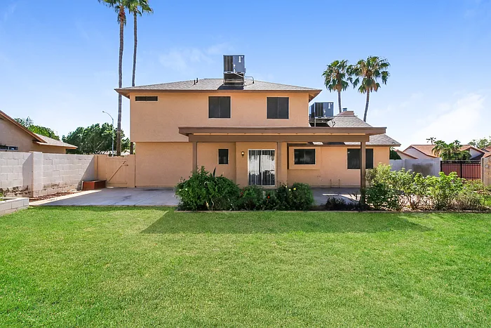 5946 E Fairfield St — Photo 14