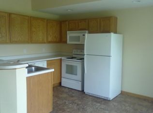 1008 E 18th St S, Newton, IA 50208